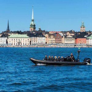 Åka ribbåt i Stockholm med sightseeing